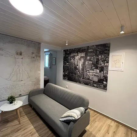 The Staircase Nest Апартаменты *